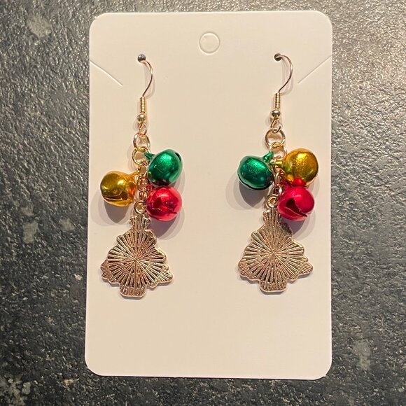 Beautiful Holiday Tree and Jingle Bells Earrings (NWOT) - Picture 8 of 8